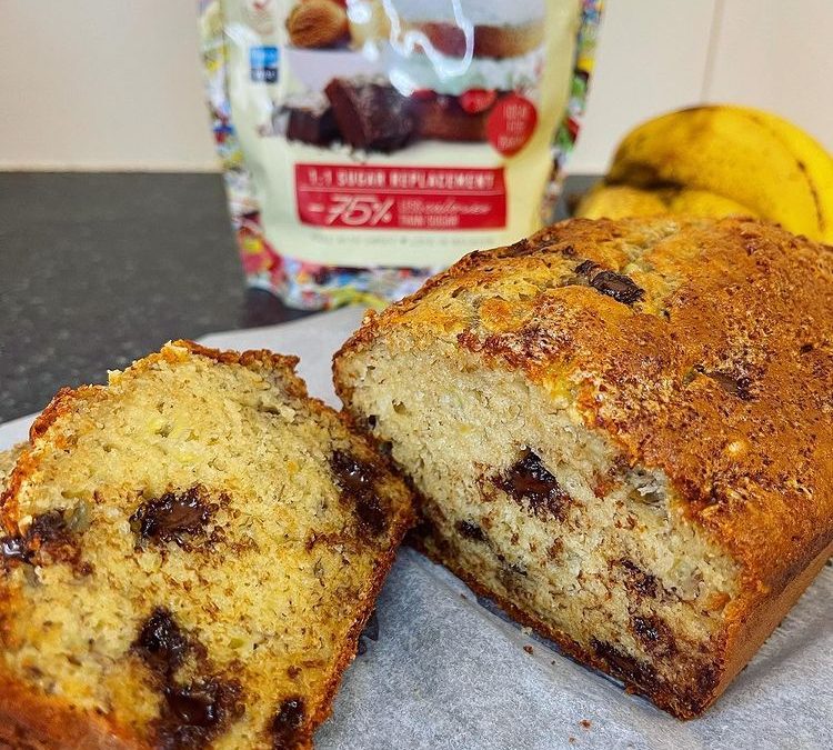 Banana & chocolate chip loaf by Lolly Swanser @lolly.slimmingworld – Vanilla extract